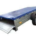 ger_pl_EINACHS-TIEFLADER-GARDEN-TRAILER-264-KIPP-MIT-STUTZRAD-QUERSTREBEN-UND-BLAUER-FLACHPLANE-4531_5.webp