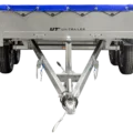 ger_pl_GARDEN-TRAILER-264-2-KIPP-MIT-STUTZRAD-PLANENTRAGER-UND-BLAUER-FLACHPLANE-4926_5.webp